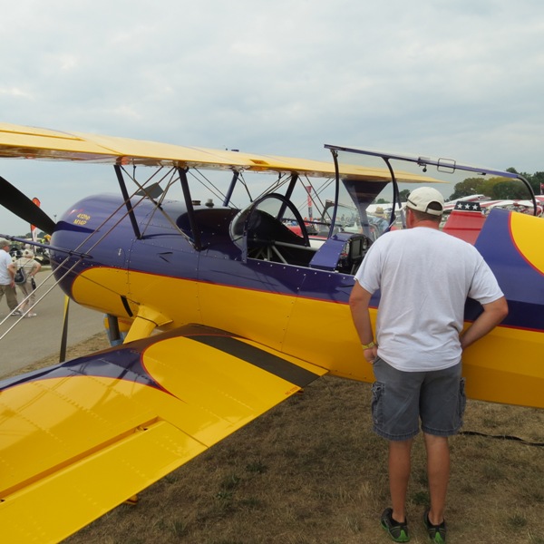 EAAOshKosh2012/oshkosh63.jpg