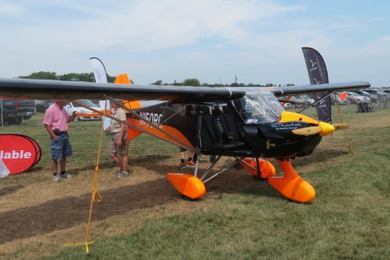 EAAOshKosh2012/oshkosh63.jpg